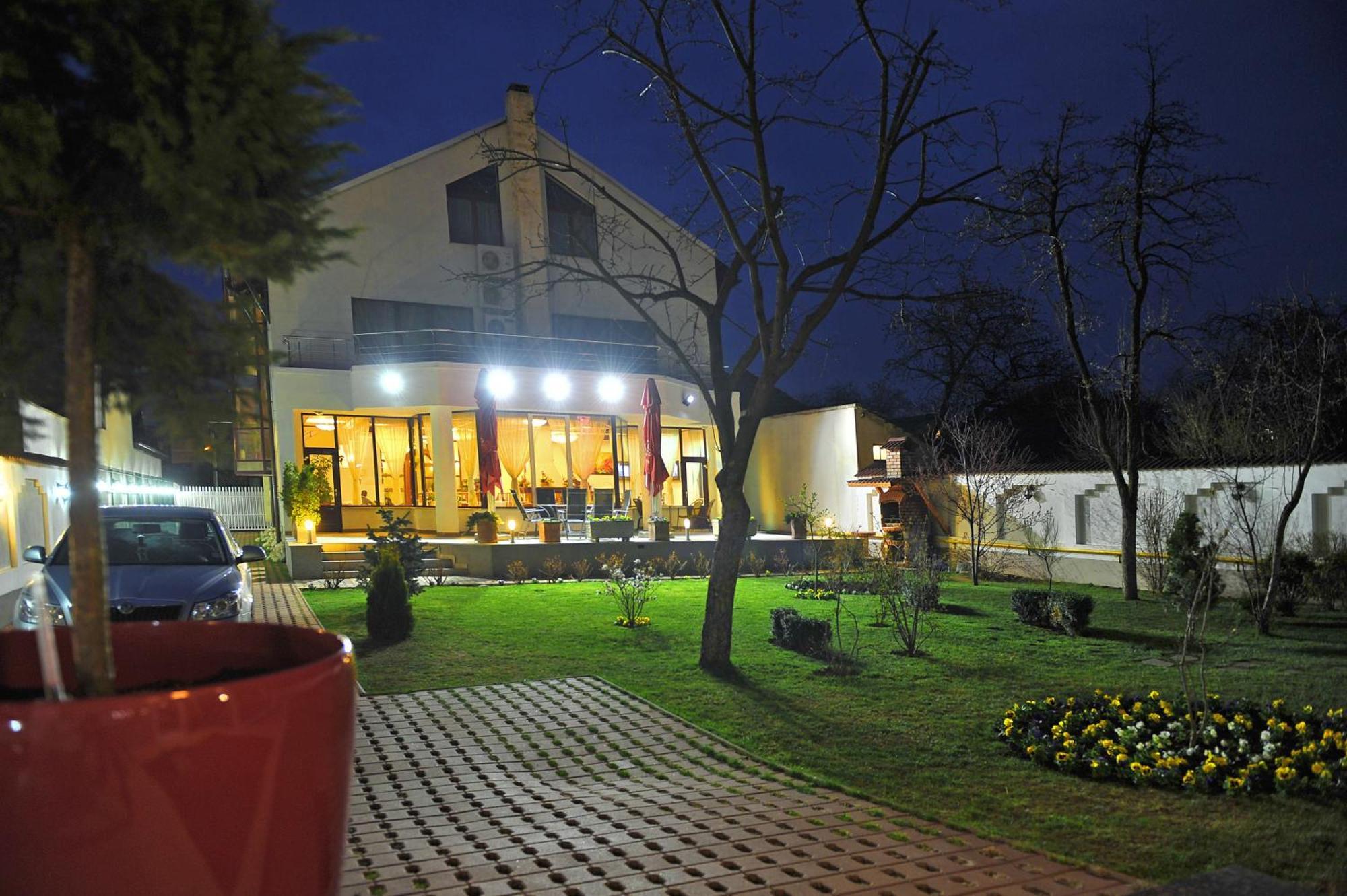 Hotel Casa Jasmine Brașov Exterior foto