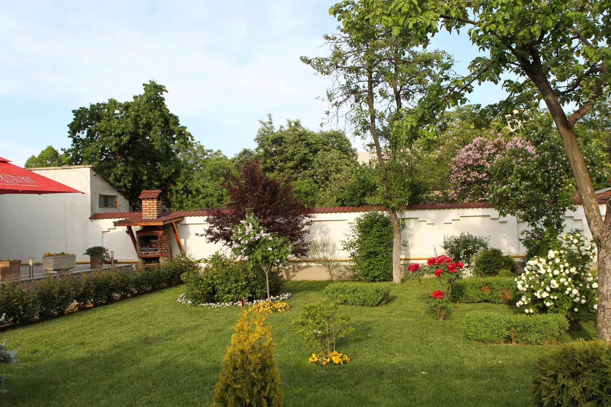 Hotel Casa Jasmine Brașov Exterior foto